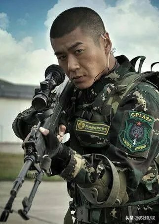 叶寸心妈妈死了么