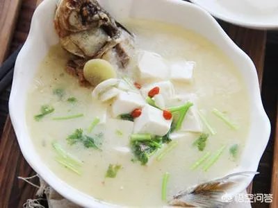 怎样熬鲫鱼汤？