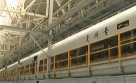 “复兴号”运营一周年加长版来了吗？