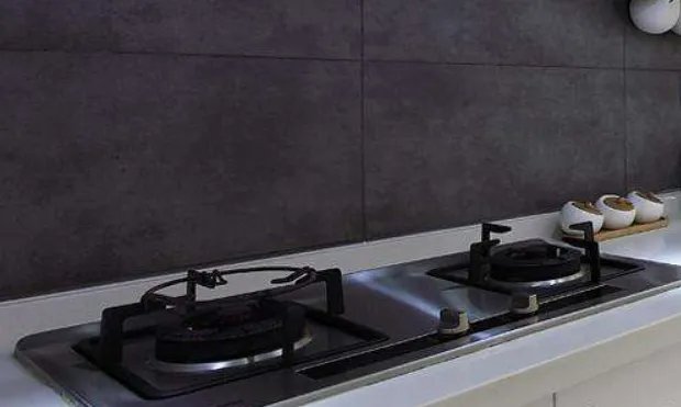 天然气灶打不着火原因和处理方法是什么