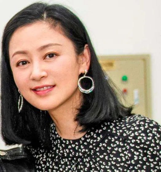 陈凯歌夫妇同框是怎么回事？陈凯歌老婆是谁？