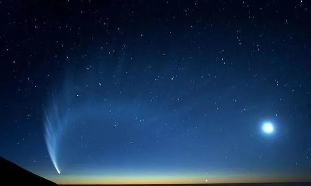 4月30日将会出现彗星，有没有懂的出来讲解一下？