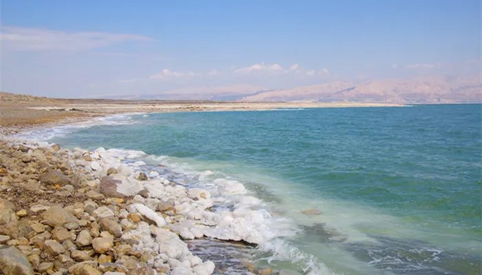 世界上海拔最低的湖泊