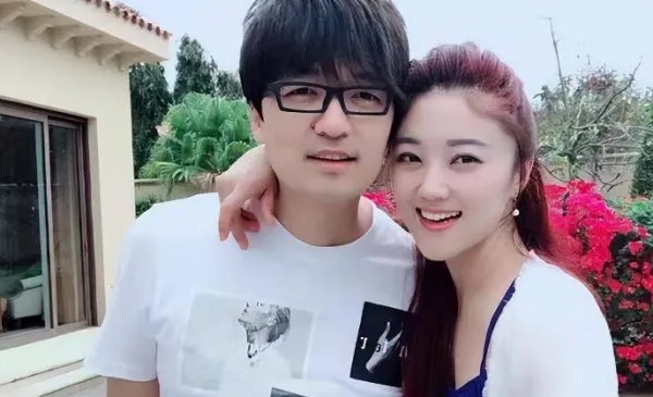 玖月奇迹离婚是真的吗？