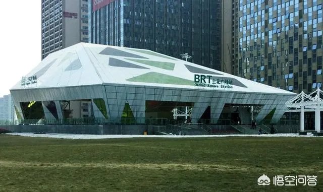 贵阳市中心90平米，每月房租2000块，算贵吗？