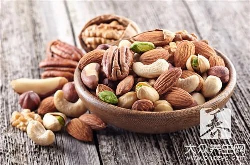 教大家核桃仁怎么去皮?