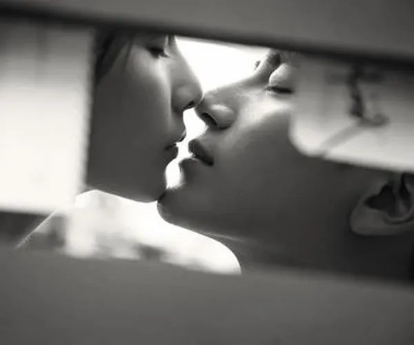 哪些动作会让男生激动想吻你 多看偶像剧帮助特别大