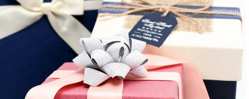 平安夜送什么给女朋友 平安夜送女朋友什么礼物好