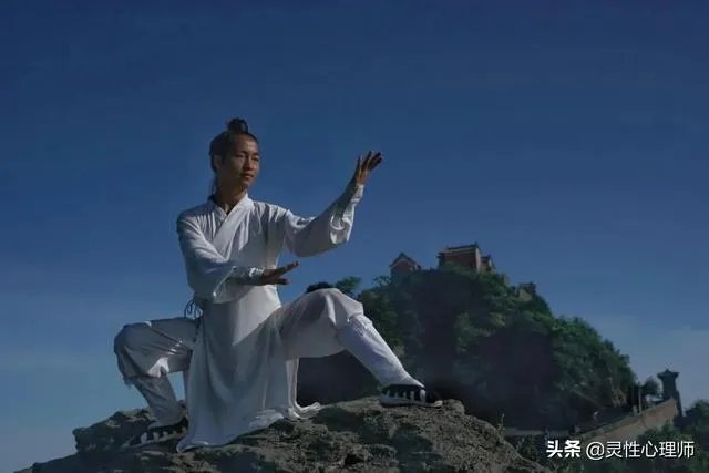 中国传统武术为什么感觉在实战中不堪一击？