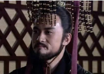 秦武王嬴荡在洛阳举鼎而亡,背后的原因是什么?