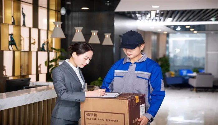 快递员工资一般多少 快递员工资怎么算的