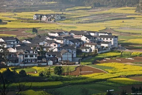 中国很厉害，被称为华夏第一钢村的村子是哪个村子呢？