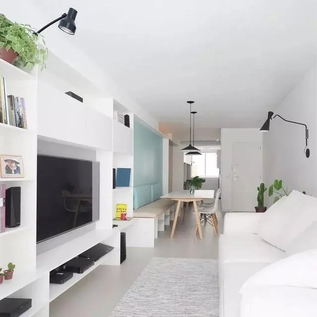 用80平打造超省空间的移动公寓