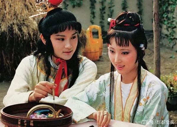 只是因为林黛玉太清高和身体弱，宝玉与黛玉之恋才成虚的？