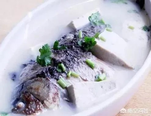 怎样熬鲫鱼汤？