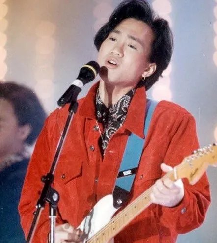 黄家驹出事现场混乱不堪 揭秘其死亡真相