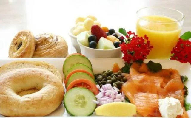 美国人的一日三餐都吃什么？