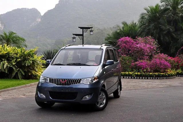 6万左右买哪个牌子的MPV好？