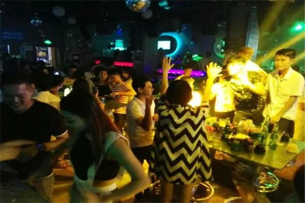 福州十大玩乐场所排名：渔家傲上榜，第九轰趴胜地