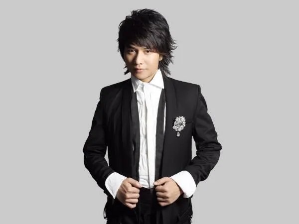 我得到你人却得不到你的心是哪首歌里面的?