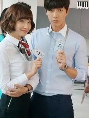 来自星星的你宋茜：演员朴贞雅（图）