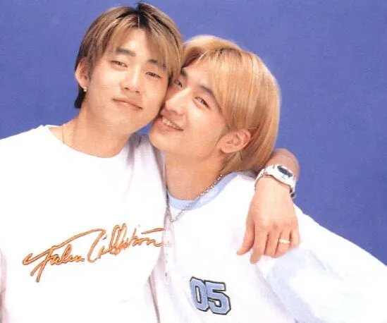 尹继尚和孙浩英是什么关系 因亲密互动登顶最受欢迎王道cp