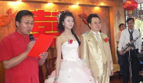 主婚人主婚词大全 简单创意的主婚词