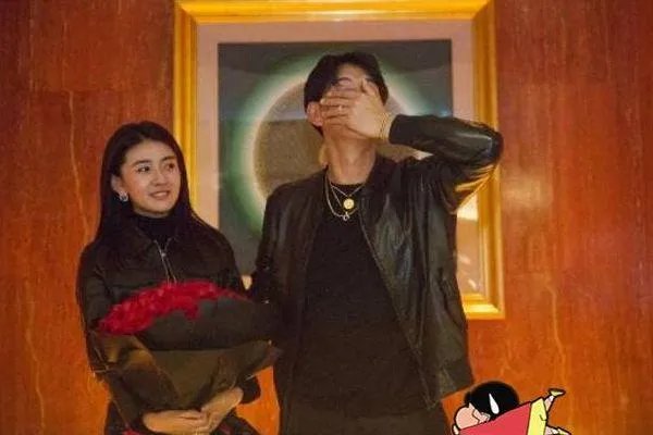 蒲巴甲梁洁分手，两个人对分手作何回应？