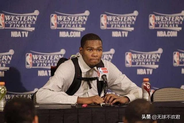 因为说错了话, 杜兰特不得不向球迷道歉, 情商比起詹姆斯差了好远
