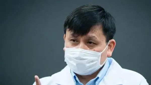 张文宏称离抗疫成功还是越来越近，此事我们能放松警惕吗？