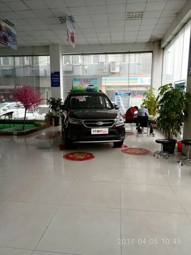 6万左右买哪个牌子的MPV好？