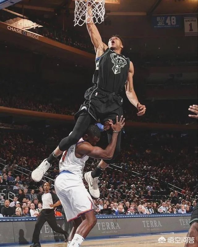 字母哥有可能当选今年的常规赛MVP吗？