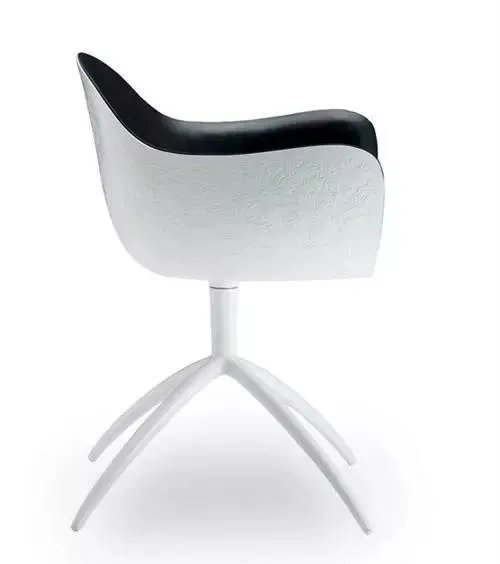 设计界的Lady Gaga-马塞尔·万德斯（荷兰）