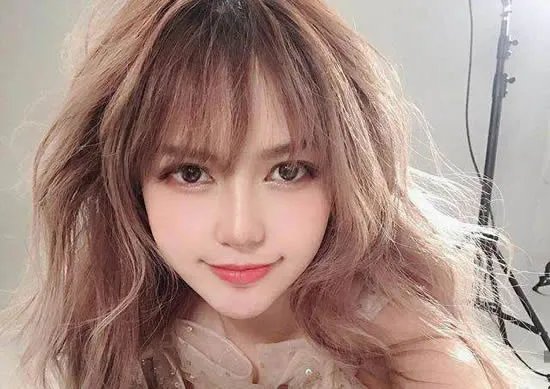 周扬青家庭背景 周扬青的父母是做什么的