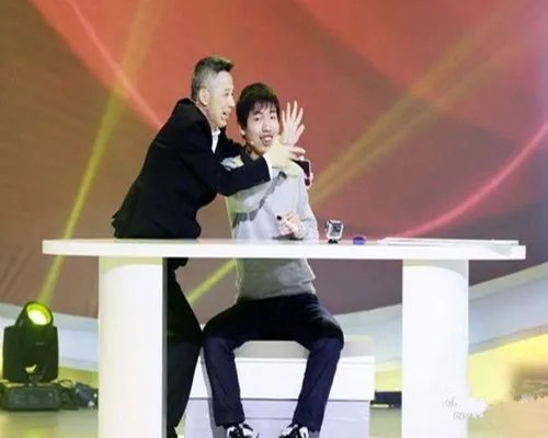 周玮最强大脑照片欣赏 揭秘中国雨人神秘面纱