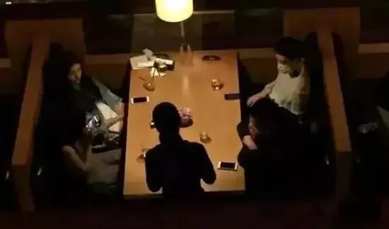 冯绍峰跟林允因什么分手？