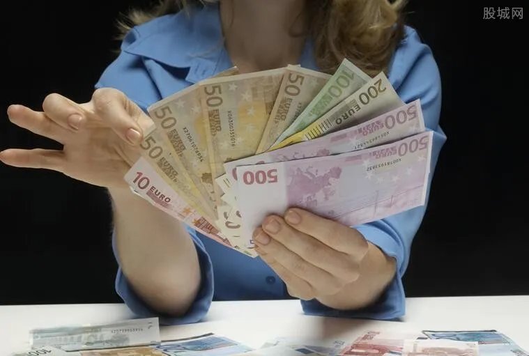 如何在网上赚钱 在家挣钱的几种方法