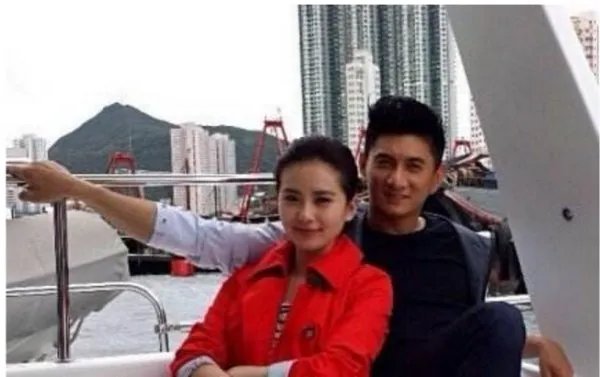 左小青、刘诗诗、万茜、董洁这几个气质清雅的女演员，大家最欣赏谁？