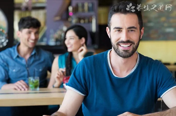 曾舜晞整容前后照片对比，原名曾威航照片差别巨大