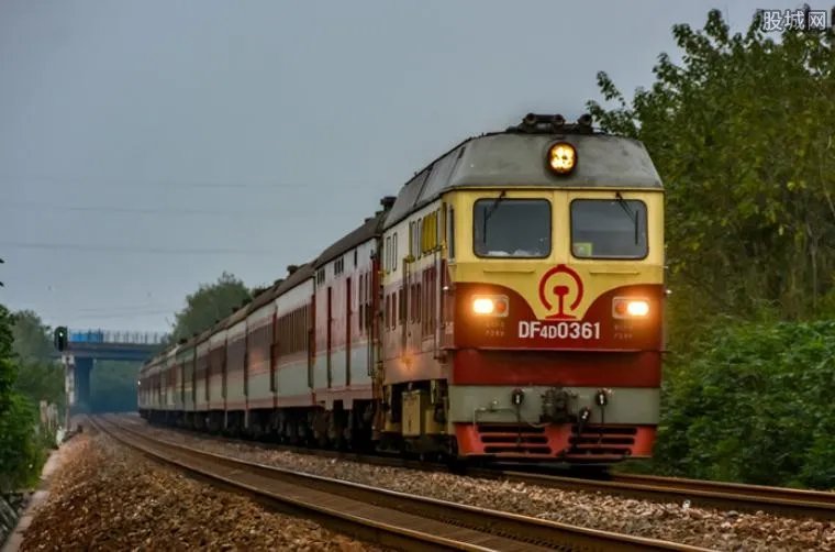 国庆火车票提前几天预售？ 国庆节抢票攻略必看