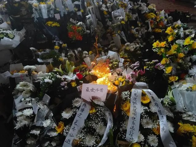 袁隆平逝世，有多少人为他悼念，并且为他送行？