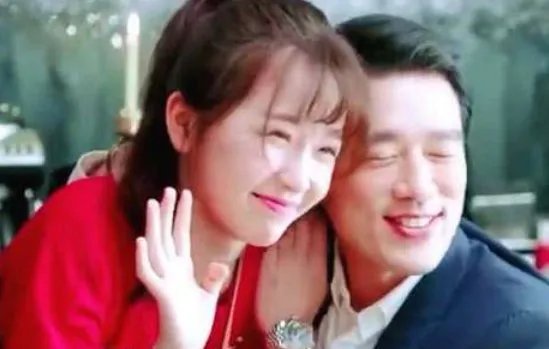 王耀庆为虞书欣打call，虞书欣为什么管王耀庆叫舅舅？