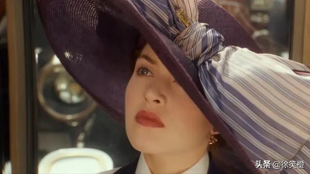 老版《泰坦尼克号》里面的穿帮镜头你知道吗?