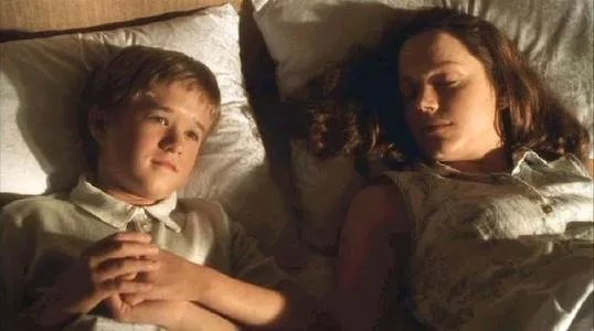 有什么好看的欧美科幻感人电影？