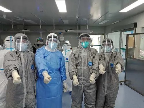 新“洪湖赤卫队”:这里是战疫一线,他们是勇士!