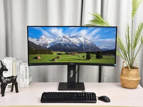 宽广、细腻、真实 高分辨率超宽屏显示器推荐