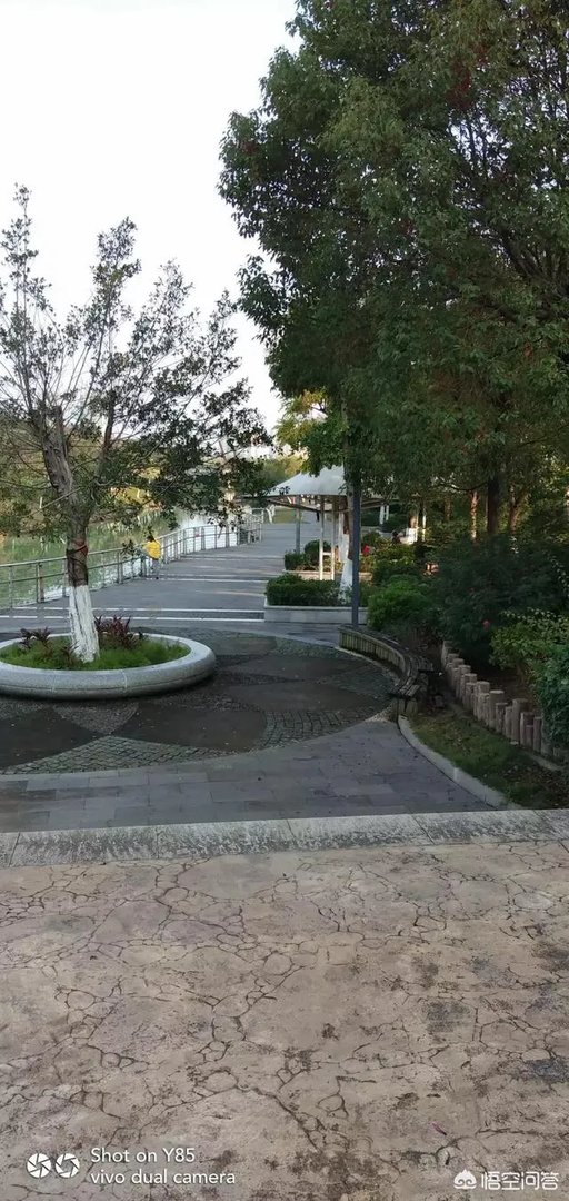 来宾市是我国房价最低的一个地级市，200平方只需30万，为何购买的人不多？