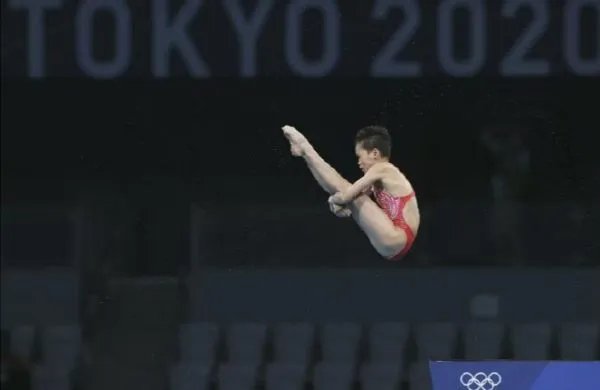 那么多运动员为何只有全红婵的名字被抢注商标？