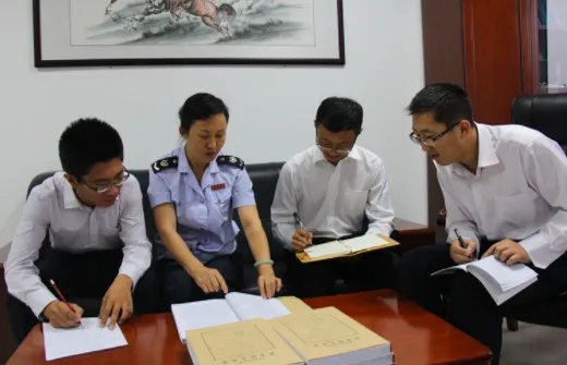 公务员交养老保险吗