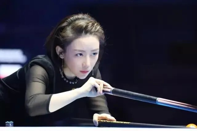 如何评价潘晓婷？